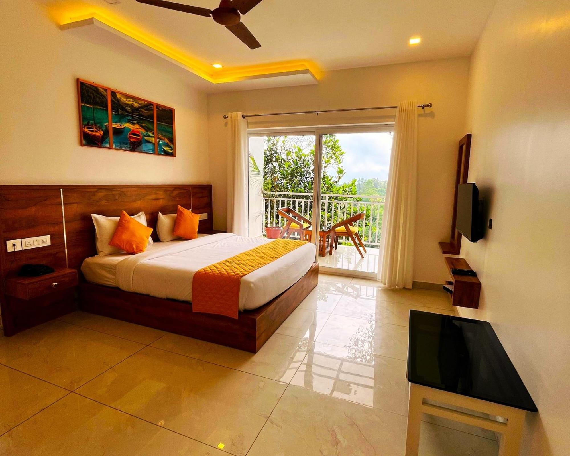 Aura Springs Resort Anachal Exterior photo