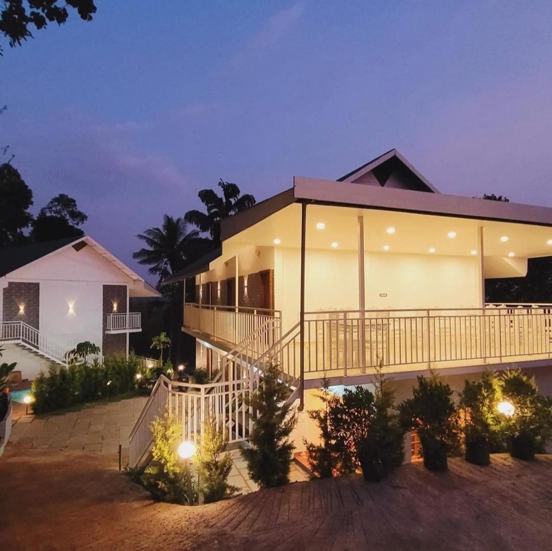 Aura Springs Resort Anachal Exterior photo
